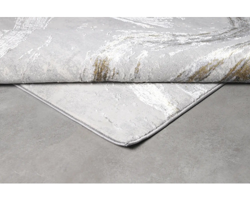 Vizualizare detaliată a unui covor cu model