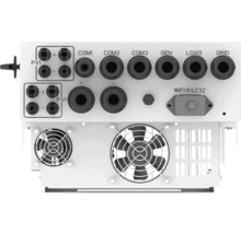 Conexiuni și ventilatoare ale unui invertor