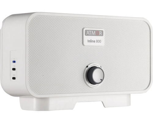 Încălzitor electric instantaneu de apă alb Atmor Inline 800 cu Atmor Logo, panou frontal perforat, buton rotativ și funcții de siguranță.