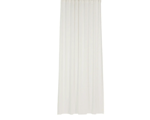 Perdea albă pentru decorarea ferestrelor