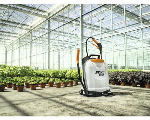 Pulverizator sub presiune Stihl SG 71 în seră