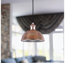 Lampa suspendată cu textură și elemente metalice