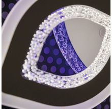 Prim-plan al unei lămpi de tavan cu LED în formă de frunză, cu efect de cristal