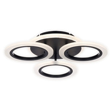 Lumină de plafon cu elemente luminoase în formă de inel