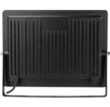 Spatele unui reflector LED cu aripioare de răcire