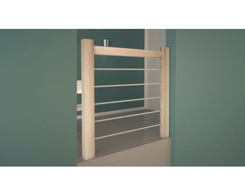 Balustradă modernă din lemn cu tije metalice orizontale pentru interior.
