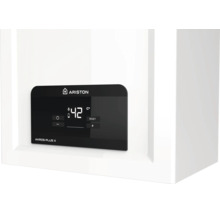 Logo Ariston pe panoul de control digital al centralei Akros Plus X cu afișaj de 42 grade Celsius și butoane de comandă.