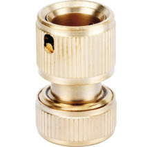 Conector de furtun din alamă pentru furtunuri de grădină cu suprafață striată.