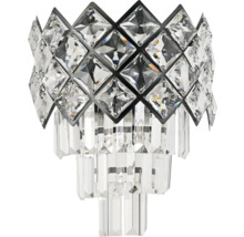 Aplică de perete cu cadru metalic negru și cristale din sticlă transparentă în formă de romb și prismă.