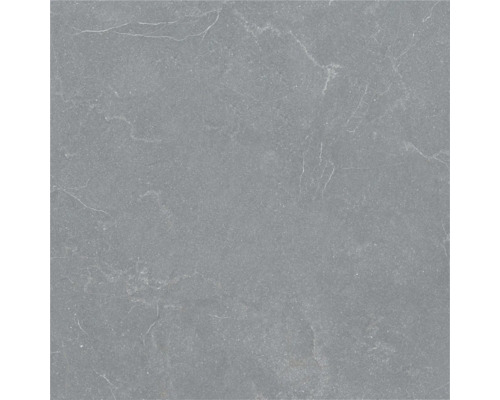 Placă pătrată din gresie porțelanată cu aspect de piatră naturală gri cu nervuri deschise fine.