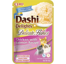 Logo CIAO, hrană complementară pentru pisici Dashi Delights Delicate Flakes, pui cu somon în jeleu de fructe de mare, fără cereale, 40 de grame.