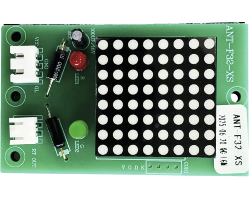 Modul electronic cu o matrice de puncte 8 pe 8 LED pe o placă de circuit imprimat verde cu conectori și componente.