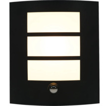 Corp de iluminat exterior pătrat cu trei câmpuri de lumină și senzor de mișcare