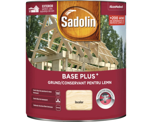 Sadolin Base Plus grund și conservant pentru lemn exterior, incolor, protejează și impregnează suprafețele din lemn, cum ar fi garduri și case.