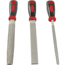 Trei pile cu mânere din plastic