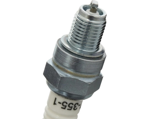 Bujie metalică cu izolator ceramic alb, filet și piuliță hexagonală.