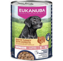 Eukanuba Senior hrană umedă pentru câini, bogată în curcan cu morcovi, peste 7 ani, mărimi S până la XL, susține controlul greutății.