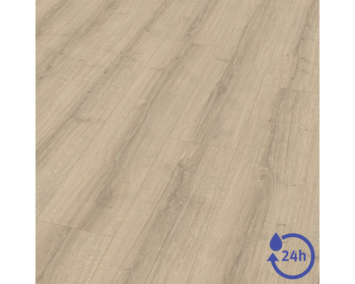 Pardoseală laminată cu structură de lemn și protecție împotriva apei timp de 24 de ore.
