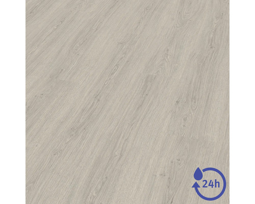 Pardoseală laminată cu aspect de lemn deschis și protecție de 24 de ore împotriva apei.