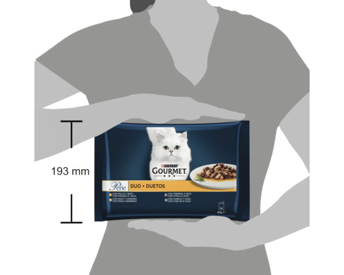 Multipack hrană pentru pisici Purina Gourmet Perle Duo cu o înălțime de 193 milimetri, susținut de o siluetă.