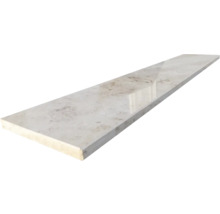 Glaf de fereastră lustruit din piatră naturală cu aspect de marmură.