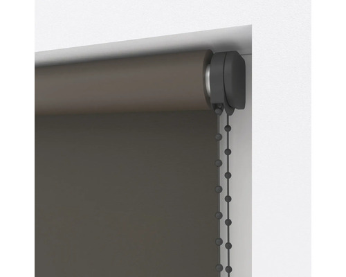 Jaluzea rulou cu lanț cu bile și suport pentru montare în nișa ferestrei.