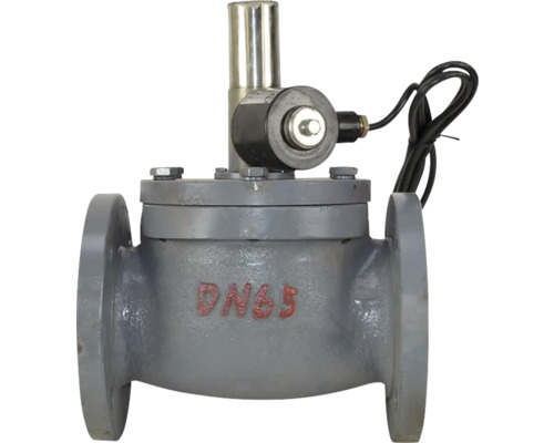 Electrovalvă de gaz PNI GV25 2, 1/2'' Electrovana Diametru Nominal 65 din metal gri cu racord cu flanșă și cablu electric negru.