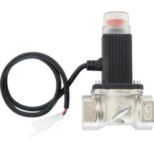 Servomotor electrotermic negru pe un robinet de trecere din metal argintiu cu cablu de conectare negru.