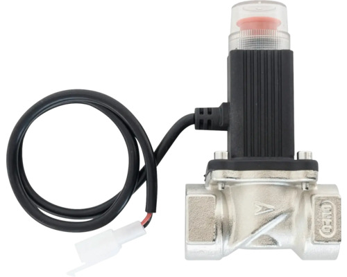 Servomotor electrotermic negru pe un robinet de trecere din metal argintiu cu cablu de conectare negru.