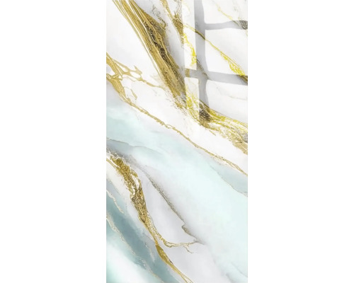 Aspect de marmură abstractă cu vinișoare aurii și albastru deschis pentru decorarea pereților.
