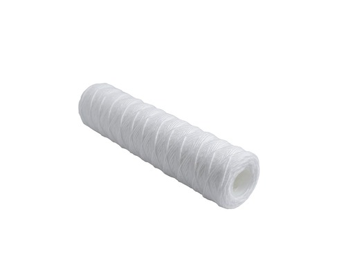 Cartuș filtrant de apă înfășurat