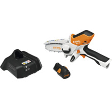 Motofierăstrău de grădină cu acumulator Stihl GTA 26 în set cu acumulator și încărcător pentru tăierea copacilor și tufișurilor.