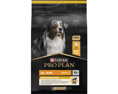 Purina Pro Plan hrană pentru câini All Size Adult Light Sterilised cu pui pentru câini adulți de peste un an pentru controlul greutății.