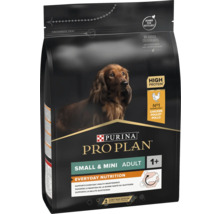 Hrană pentru câini Purina Pro Plan Small și Mini Adult cu pui pentru câini de talie mică de peste un an în ambalaj reciclabil.