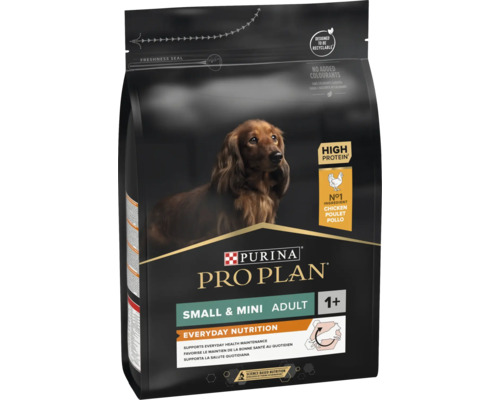 Hrană pentru câini Purina Pro Plan Small și Mini Adult cu pui pentru câini de talie mică de peste un an în ambalaj reciclabil.