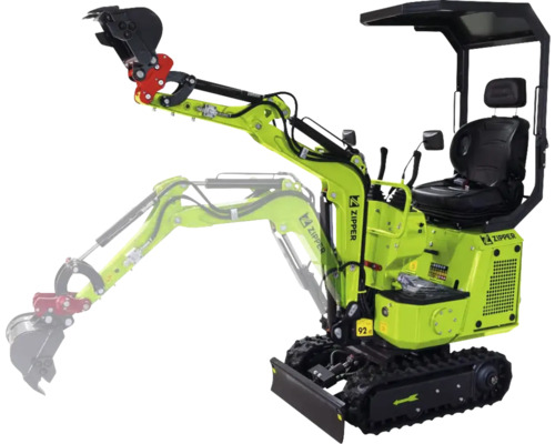 Miniexcavator Zipper verde cu șenile, braț de excavare reglabil și acoperiș de protecție.