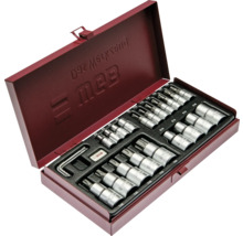 Set de chei tubulare WGB pentru șuruburi Torx într-o cutie metalică roșie, mai multe piese.