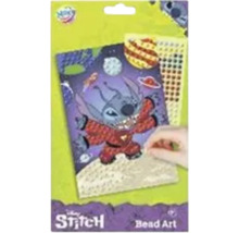 Set Disney Stitch Bead Art cu un model cu Stitch în spațiu și mărgele.