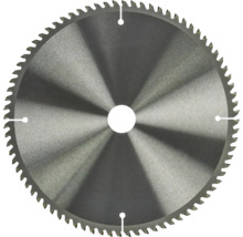 Pânză de ferăstrău circular din metal cu dantură fină și fante de expansiune.