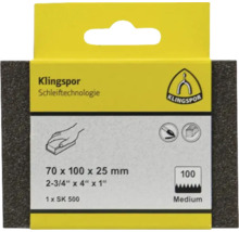 Burete abraziv Klingspor SK 500 cu Klingspor Logo, granulație 100 medie, 70 pe 100 pe 25 milimetri, pentru șlefuire manuală a lemnului.
