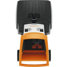 Tocător electric de grădină Stihl GHE 105 în vedere de sus cu deschidere tip trifoi și roți.