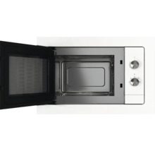 Cuptor cu microunde încorporabil alb deschis cu interior din oțel inoxidabil și două butoane rotative.