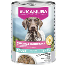 Hrană umedă Eukanuba Working și Endurance pentru câini adulți de peste un an, bogată în pui, conținut ridicat de proteine și grăsimi, mărimea S la XL.