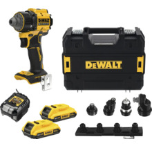 Set mașină de găurit și înșurubat DeWalt 18 Volt XR cu doi acumulatori de 2,0 amperi oră, încărcător, patru capete și cutie de transport.