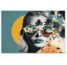 Tablou modern cu portretul unei femei, ochelari de soare cu reflexie de plajă tropicală, palmieri și elemente grafice abstracte.