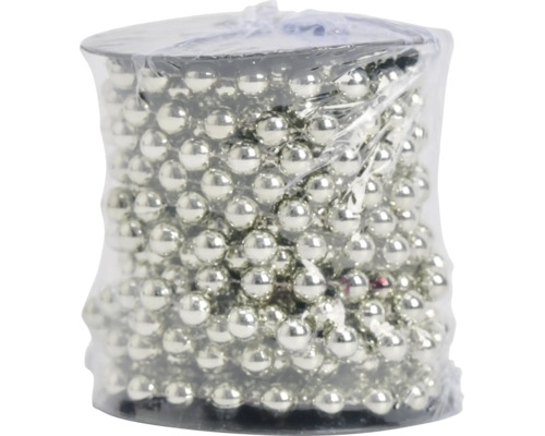 Ghirlandă de mărgele pe rolă, mărgele argintii din plastic, decorațiune de Crăciun. Ghirlandă de mărgele pe rolă, mărgele argintii din plastic, decorațiune de Crăciun.