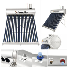 Încălzitor solar de apă Fornello cu colectoare cu tuburi vidate, rezervor și vederi detaliate ale racordurilor pentru aerisire și scurgere.