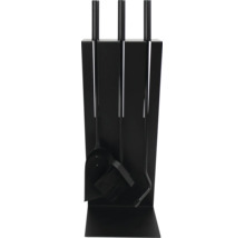 Set de accesorii pentru șemineu din trei piese din metal negru, compus din lopată, mătură și vătrai într-un suport modern.