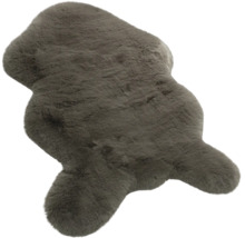 Covor din blană artificială în formă de piele de oaie, din material sintetic, gri închis.