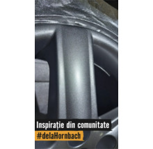 Detaliu al unei suprafețe metalice texturate, inspirație din comunitatea Hornbach.